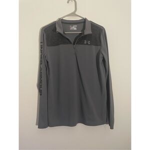 Youth XL Boys Gray Loose Fit Heat Gear Under Armour Sweater